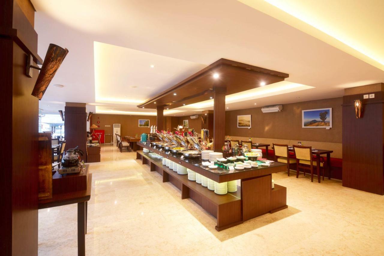 Lynn Hotel By Horison Yogyakarta Exterior photo